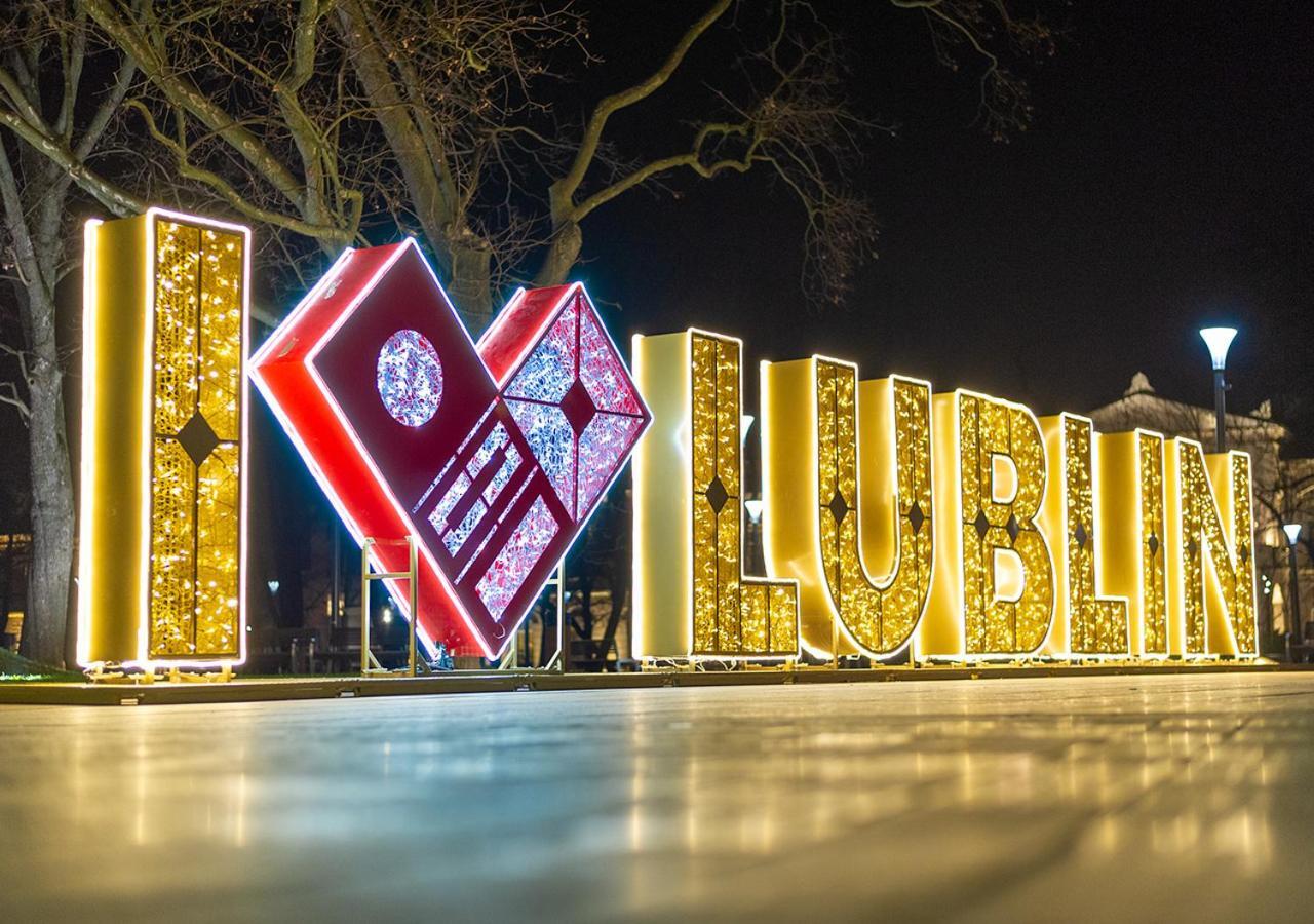 City Center Люблин Экстерьер фото